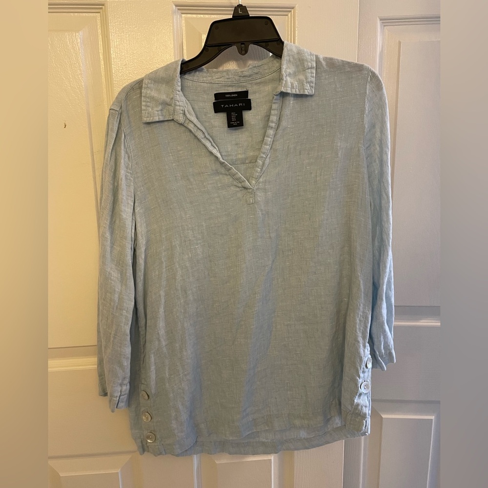 Tahari Light blue linen top, long sleeve size S